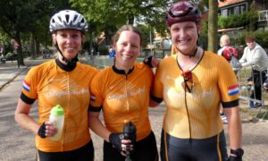 250823 ek steppen women relay goud