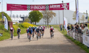 Hoppenbrouwers Koningsronde van Almelo 2026 Phaedra Krol Sportfotonl