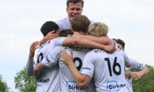 SVZW tegen HZVV in 4e divisie