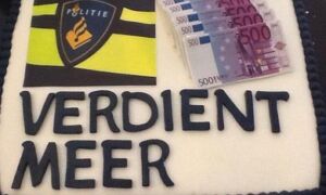 68382 SP taart politie