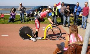 9615 Fiona Olthof finish op de Breezanddijk