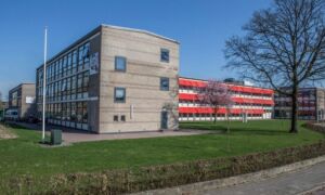 Bonhoeffer College Van der Waalslaan foto Bonhoeffer College Van der Waalslaan