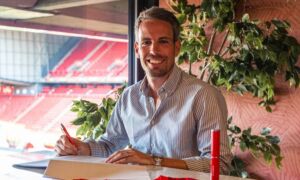 Brama tekent nieuw contract Foto FC Twente Media