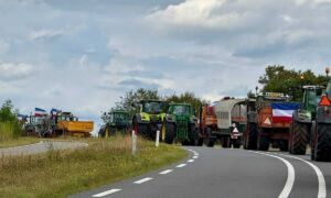 Deurningen protesttrekkers