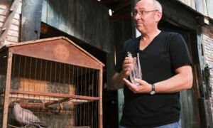 Edwin Plokker - MuseumFabriek - duif - kooi - donderglas