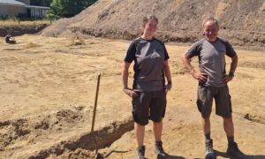 Enter Hambergeres de 2 archeologen