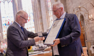 Erepenning pastoor Reerink
