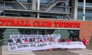 FC Twente coronaprotest News United Dennis Bakker