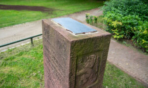 Gestolen monument Van Heekpark9