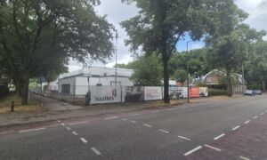 Het Kompas aan de I Jstraat wordt verbouwd Julian Vriend