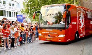 Huldiging FC twente vrouwen_tiende landstitel
