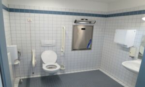 Invaliden toilet