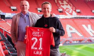 Mathias Kjølø naar FC Twente Foto FC Twente Media