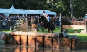 Military Boekelo Henk ten Harkel met publiek