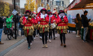 Muziek Pieten intocht Almelo