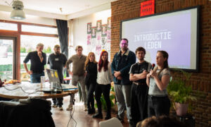 Nachtraad stelt zich voor in Enschede 20260409