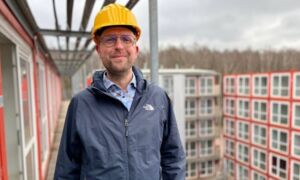 Nico Tom Pen van de Universiteit Twente Foto RTV Oost Teun van der Velden