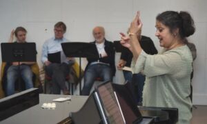 Persbericht Carols around the world