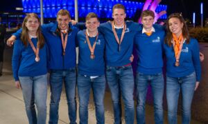 RO Cv T Teamfoto medailles ES2025