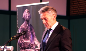 Racerlezing Dick Schoof