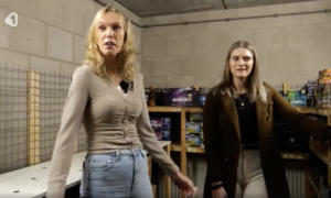 Michelle en Lisanne Vunderink - vuurwerk