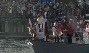 Still video intocht Sinterklaas edited