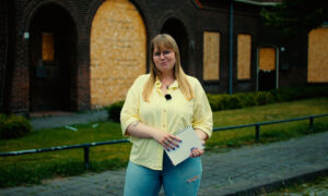 TEMPLATE REPORTAGE Clean 00 01 13 21 Still002