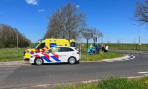 20230419 Handbiker botst met auto