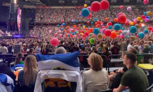 20230804 familie mulder Coldplay concert Almelo