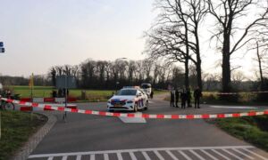 20260323 Ongeval aanrijding fietsster brommer Braakweg Vliegveldweg Enschede