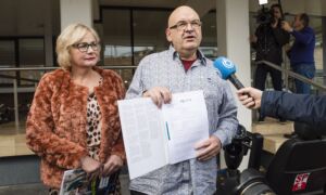 Aangift vuurwerkramp Cees Elzenga