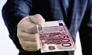 Geld euro geven pixabay