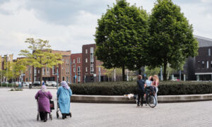 hoofddoek - Brouwerijplein - discriminatie - allochtoon