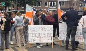 Losser protest 01