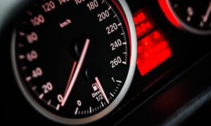 Speedometer auto Pixabay