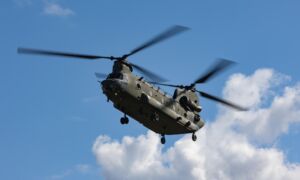 Theotherkev chinook helicopter 6196472 1920