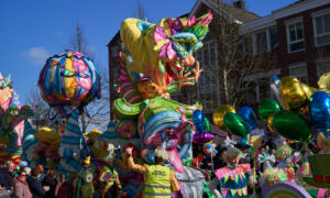 Winnaar Carnaval Oldenzaal DKW c Ernst Bergboer