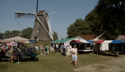 Oogstfeest bij de Lonneker molen