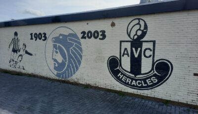 'Shirts versus Boots' bij AVC Heracles