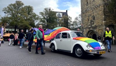 PrideWalk trekt door Enschede tijdens Regenboogdagen