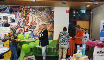 Vrijwilligersmarkt in bibliotheek Enschede