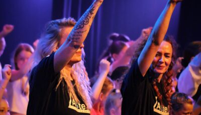 Grote eindshow Dansschool La SteSa in Schouwburg Hengelo