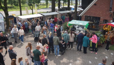 Gezellige Lentemarkt op Landgoed Kaamps