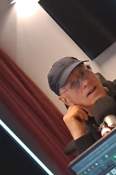 In deze aflevering van Vrienden van Muziekfreak gaat Peter Eilers weer vele grenzen over, om samen met de luisteraars in Finland te belanden,.