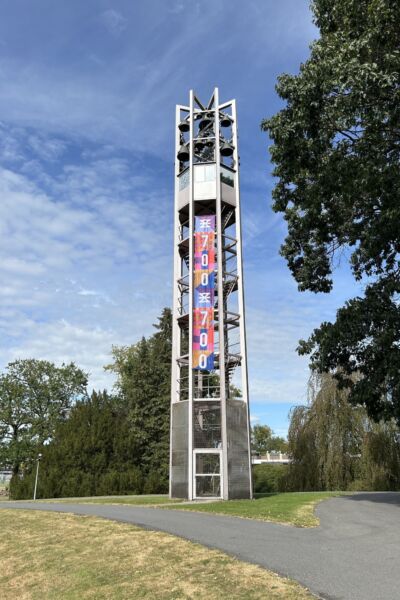 Carillonfestijn met schoolkinderen van De Zonnewijzer | Esther & Hylke