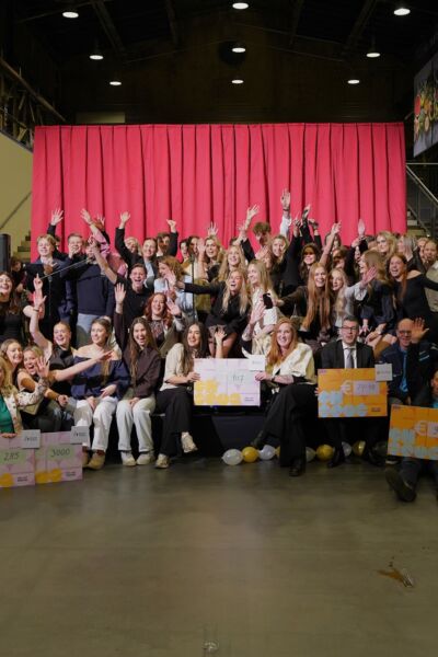 €10.000 op voor Twentse goede doelen | Tamara Goossen