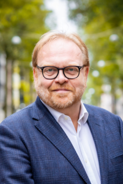 Ondernemers luiden noodklok: “Laat de grensregio weer bloeien” | Frits Huffnagel