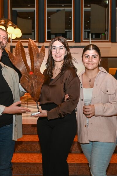 Vrouw van het jaar Twente met GroenLinks-PVDA lijsttrekker Narda Teke-BozKurt