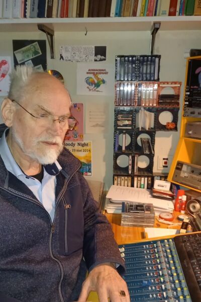 Vrienden van Muziekfreak: In de serie Grondleggers van de Twentse lokale radio brengen wij een ode aan de Jacob Westerburger: Radiopionieren in hart en nieren. Op de 78eTour!Deel1