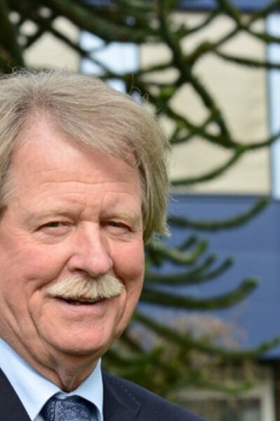 Racerlezing: voormalig premiers spreken in Oldenzaal | Jan Weierink